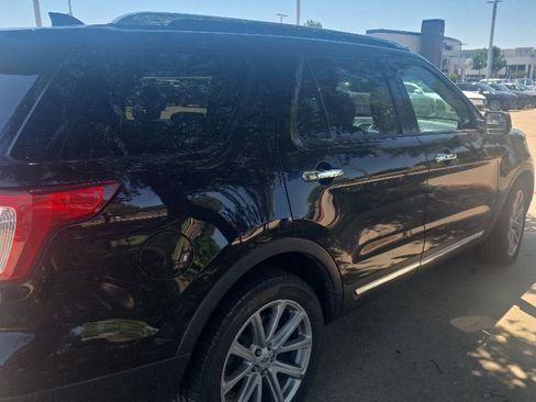 Used 2016 Ford Explorer Limited AWD/4WD image 13