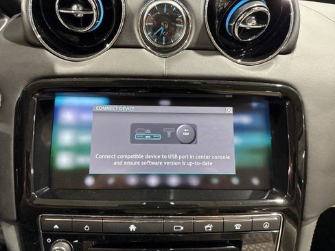 Used 2019 Jaguar XJ L Portfolio image 84