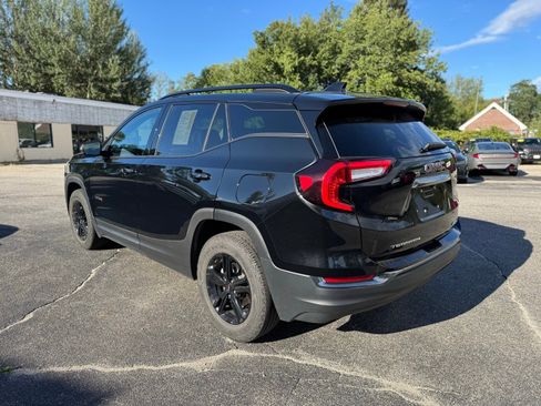 Used 2023 GMC Terrain AT4 image 7