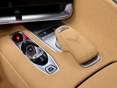 Used 2020 Chevrolet Corvette Stingray Premium Cpe w/ 3LT Preferred Equipment Group RWD image 3