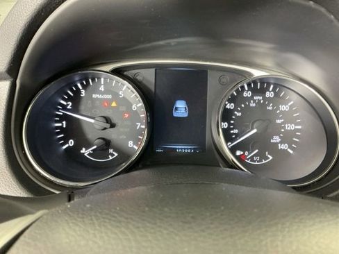 Used 2015 Nissan Rogue S FWD image 15
