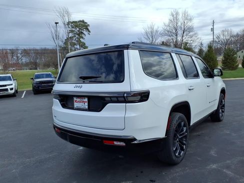New 2026 Jeep Grand Wagoneer Summit AWD/4WD image 5