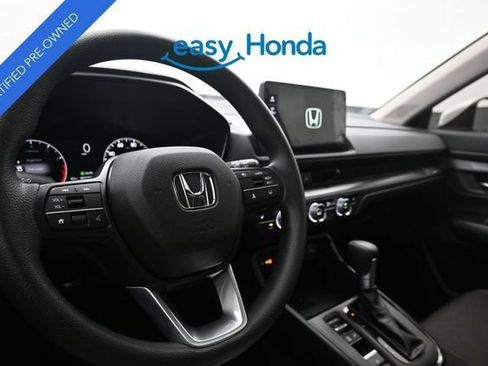 Used 2026 Honda CR-V EX image 10
