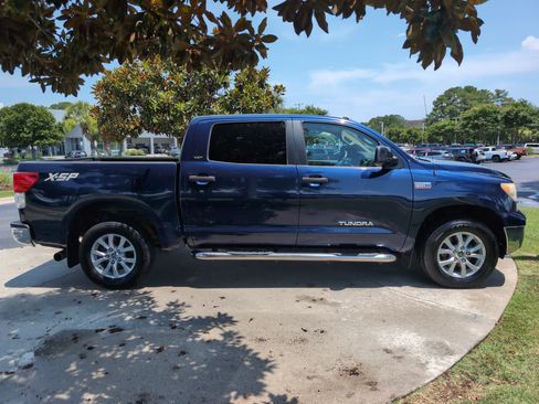 Used 2012 Toyota Tundra 2WD CrewMax w/ SR5 Pkg image 11