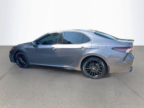 Used 2023 Toyota Camry XSE FWD image 6