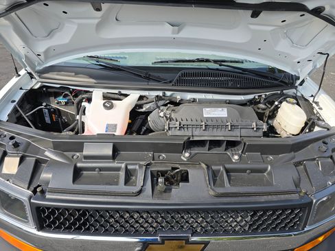 New 2025 Chevrolet Express 3500 1WT w/ Power Convenience Package image 26