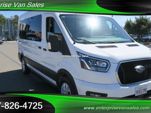 Used 2023 Ford Transit 350 XLT image 3