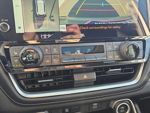 Used 2024 Toyota Grand Highlander Limited image 27