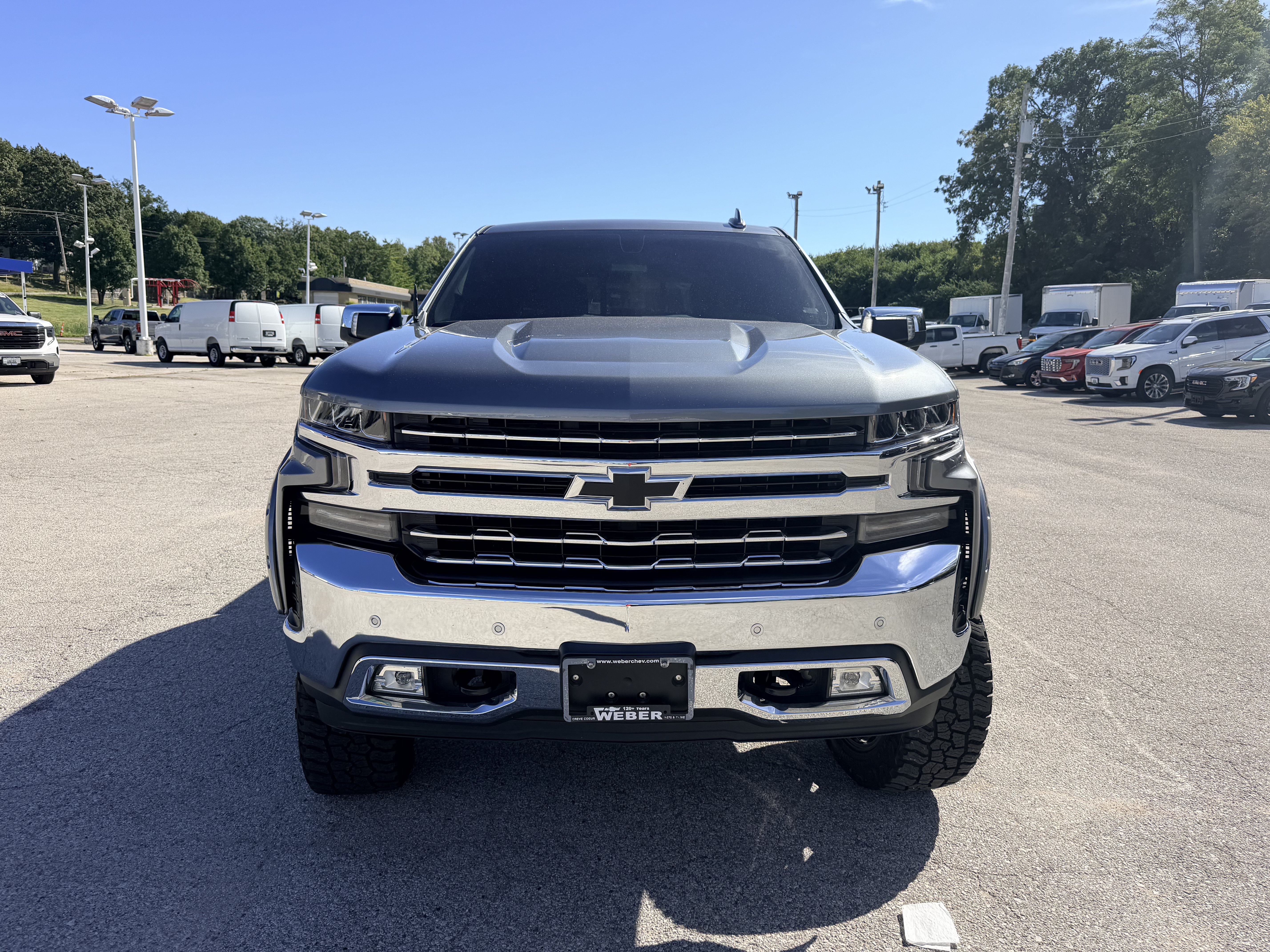 Used 2021 Chevrolet Silverado 1500 LTZ AWD/4WD image 2
