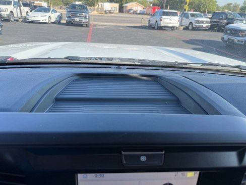 New 2025 Ford F550 4x4 Crew Cab image 17