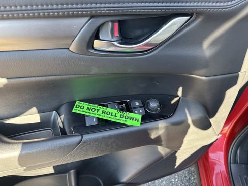 Used 2023 MAZDA CX-5 AWD 2.5 S w/ Select Package image 18