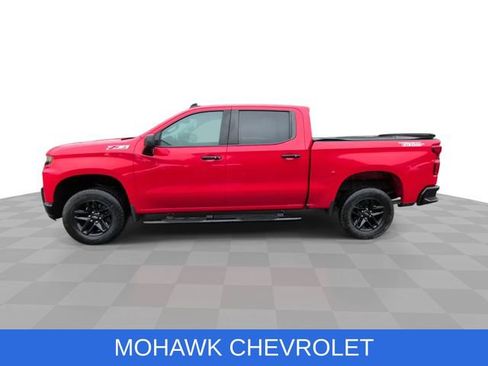 Certified 2019 Chevrolet Silverado 1500 LT Trail Boss w/ Convenience Package AWD/4WD image 5