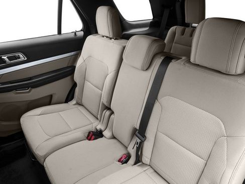 Used 2016 Ford Explorer XLT w/ Equipment Group 201A image 15