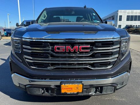 Used 2025 GMC Sierra 1500 SLT AWD/4WD image 9