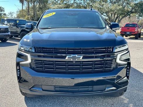 Used 2024 Chevrolet Tahoe RST w/ Luxury Package image 2