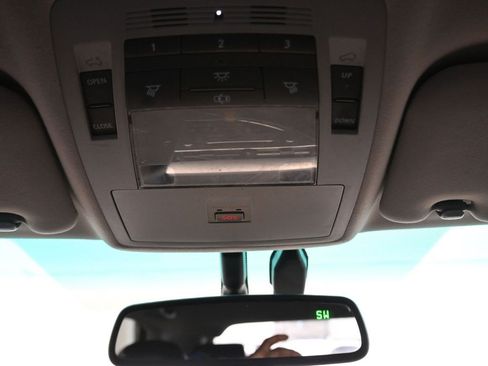 Used 2010 Lexus RX 450h AWD image 17