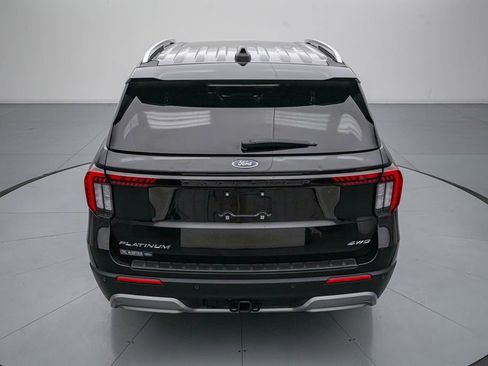 Certified 2025 Ford Explorer Platinum AWD/4WD image 6
