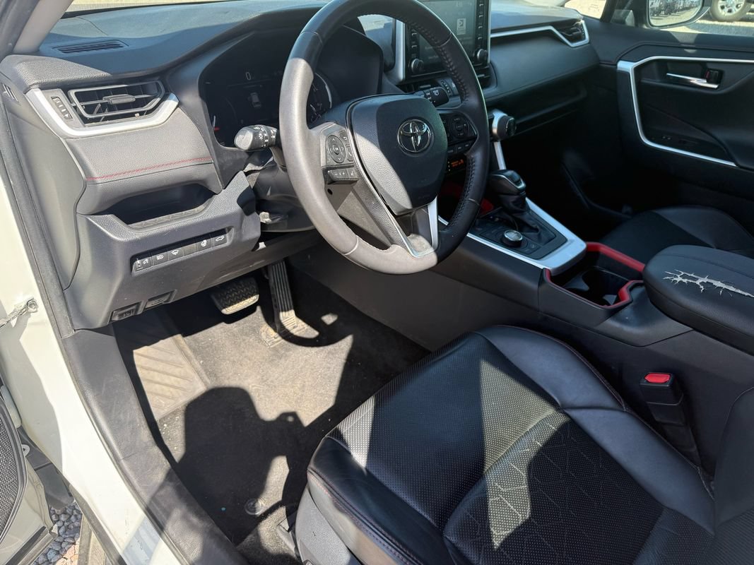 Used 2020 Toyota RAV4 TRD Off-Road w/ TRD Off-Road Weather Package AWD/4WD image 28