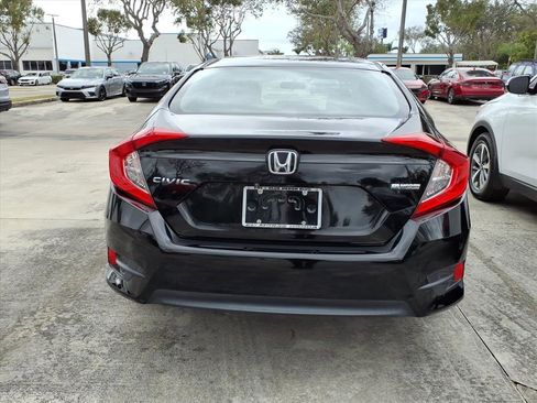 Used 2018 Honda Civic LX image 11