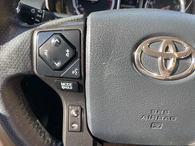 Used 2021 Toyota 4Runner Venture w/ Moonroof Package AWD/4WD image 33