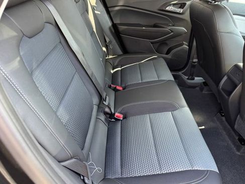 New 2026 Chevrolet Trax LT FWD image 9