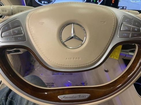 Used 2016 Mercedes-Benz S 550 4MATIC Sedan image 17