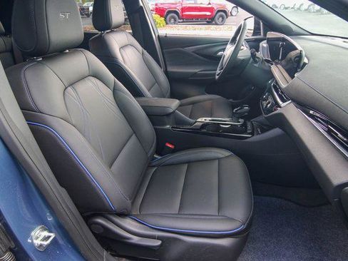 New 2026 Buick Envista Sport Touring w/ Convenience I Package FWD image 22