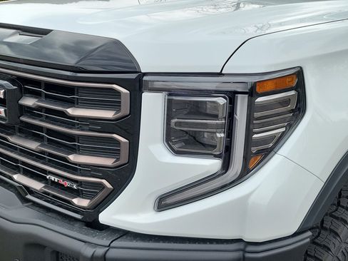 New 2026 GMC Sierra 1500 AT4X AWD/4WD image 14