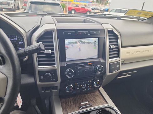 Used 2018 Ford F250 Lariat w/ Lariat Value Package image 35