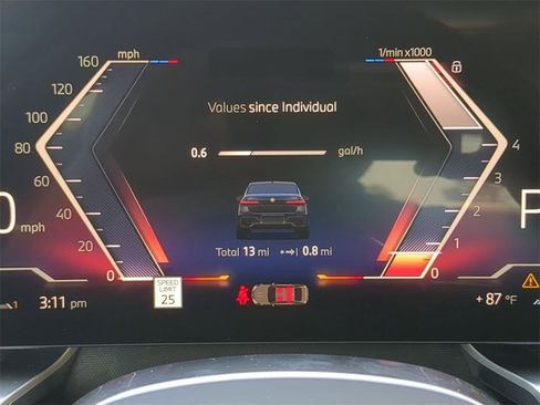 New 2026 BMW 760i xDrive image 28