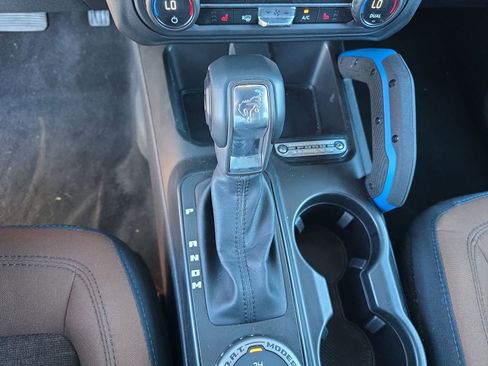 Used 2023 Ford Bronco Outer Banks image 19