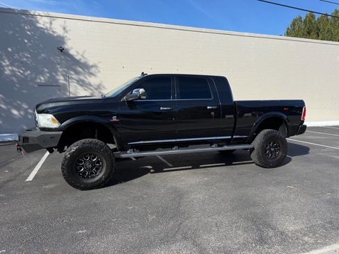 Used 2017 RAM 2500 Limited image 11