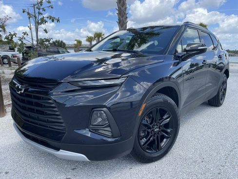 Used 2021 Chevrolet Blazer LT AWD/4WD image 1