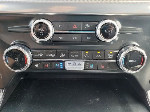 Used 2025 Ford F150 Lariat w/ Equipment Group 501A Mid AWD/4WD image 20