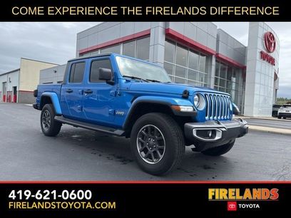 Used 2022 Jeep Gladiator Overland w/ Popular Equipment Package