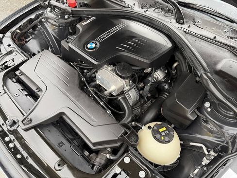 Used 2014 BMW 320i Sedan RWD image 14