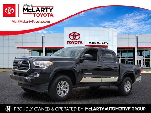 Used 2018 Toyota Tacoma SR5 RWD image 1