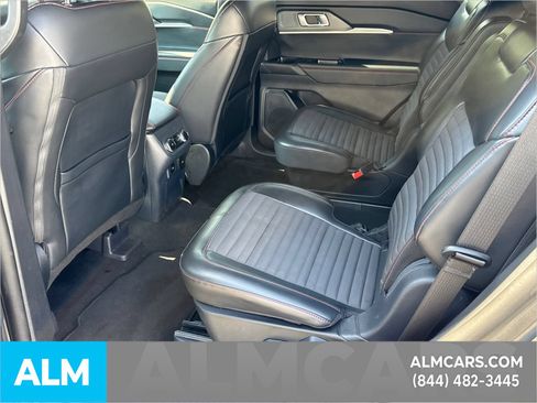 Used 2025 Ford Explorer ST-Line AWD/4WD image 26