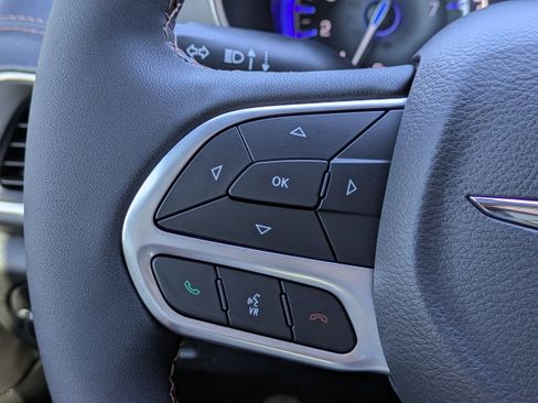 New 2026 Chrysler Pacifica Pinnacle image 30