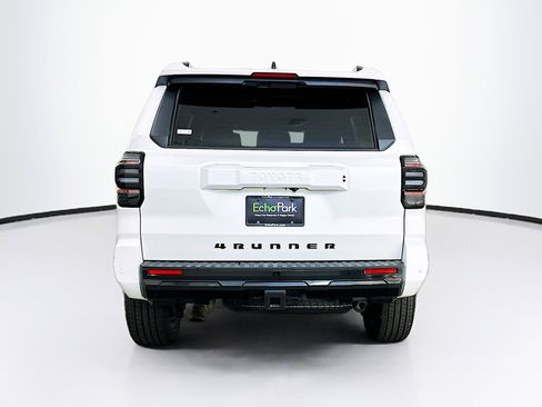 Used 2025 Toyota 4Runner TRD Sport image 7