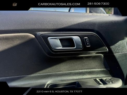Used 2018 Ford Mustang GT w/ Black Accent Package RWD image 20