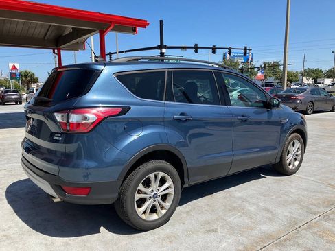 Used 2018 Ford Escape SEL w/ Ford Safe & Smart Package AWD/4WD image 16