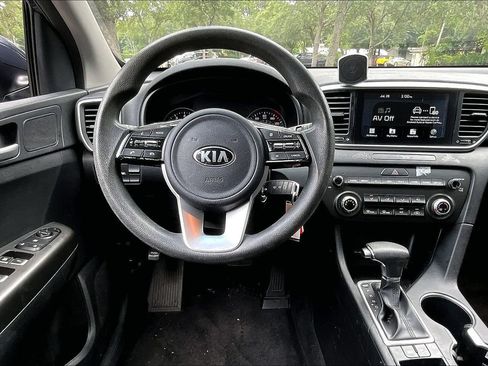Used 2020 Kia Sportage LX FWD image 8
