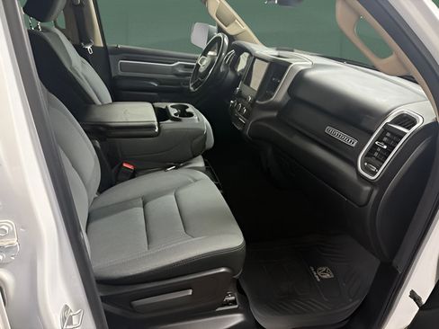 Used 2020 RAM 1500 Big Horn AWD/4WD image 16