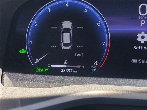 Used 2025 Toyota Camry XSE FWD image 11