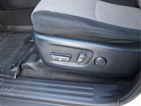 Used 2021 Toyota 4Runner SR5 image 18