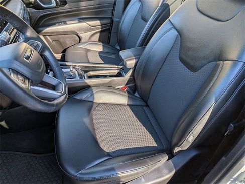 Certified 2022 Jeep Compass Altitude w/ Sun and Sound Group image 22