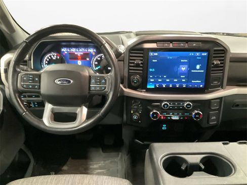 Used 2022 Ford F150 XLT w/ Equipment Group 302A High image 11