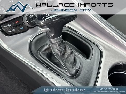 Used 2020 Dodge Challenger SXT w/ Blacktop Package RWD image 18