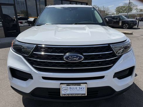 Used 2020 Ford Explorer XLT w/ Class III Trailer Tow Package image 2